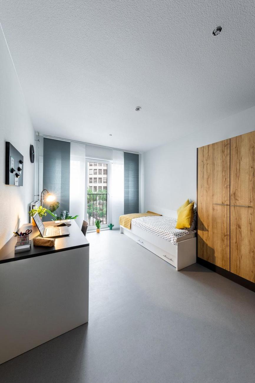 Apartment Skyreach