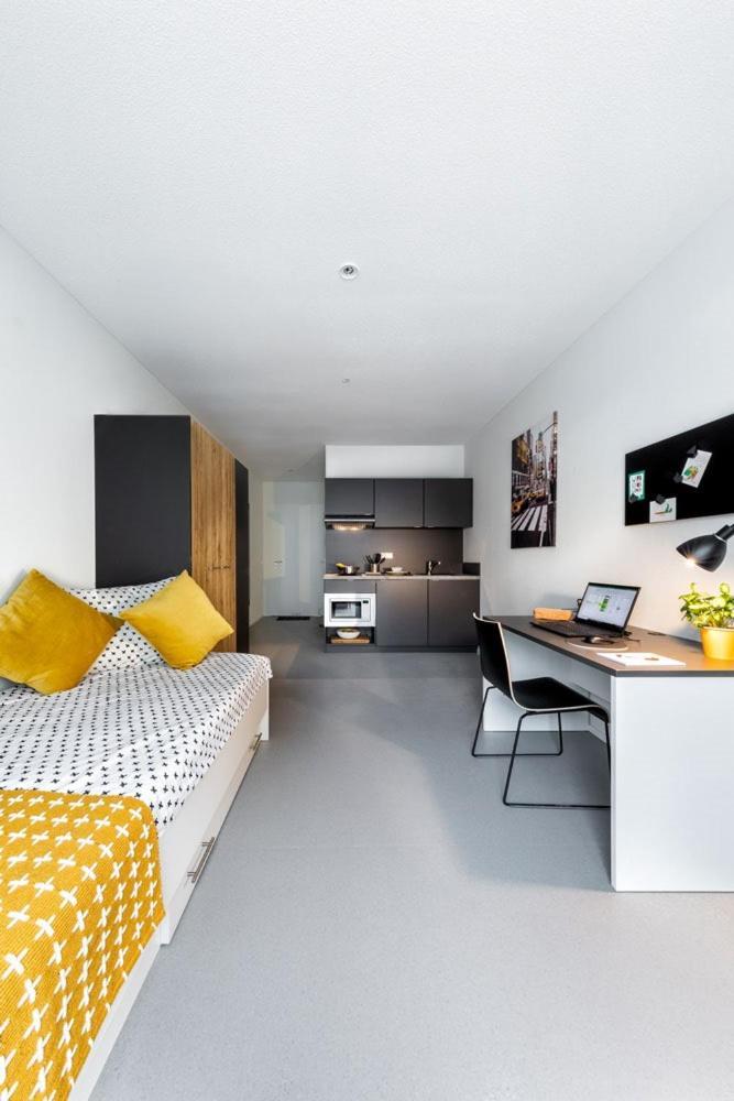 Skyreach Apartment